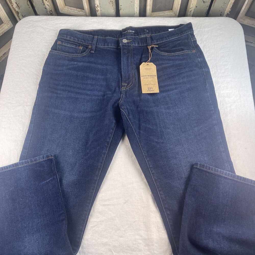 Lucky Brand 221 Men's Barite Blue Original Straight Jeans Size 38 x 30